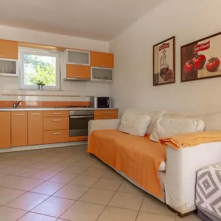 Holiday home Ferienhaus Mit Privatpool Fur 6 Personen Ca 110 Qm In Barbariga, Istrien Istrische Riviera Pula